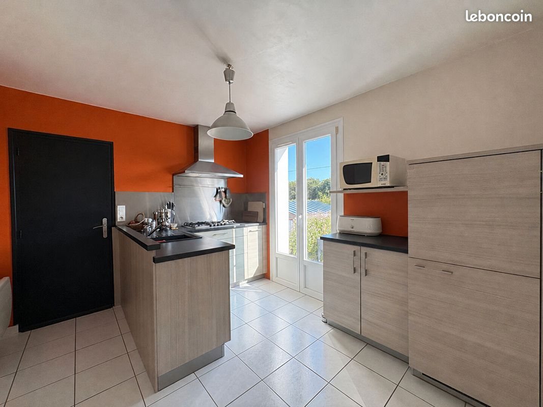 Maison à vendre, 101m², Plomodiern