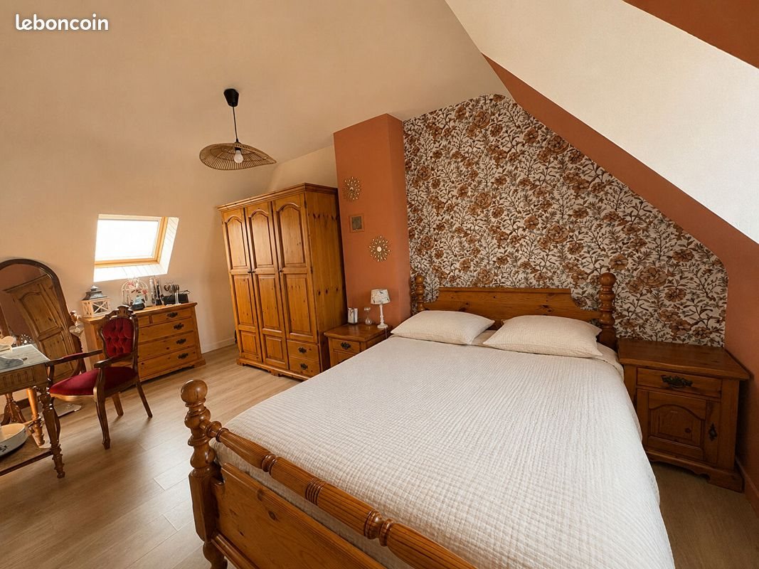 Maison à vendre, 101m², Plomodiern