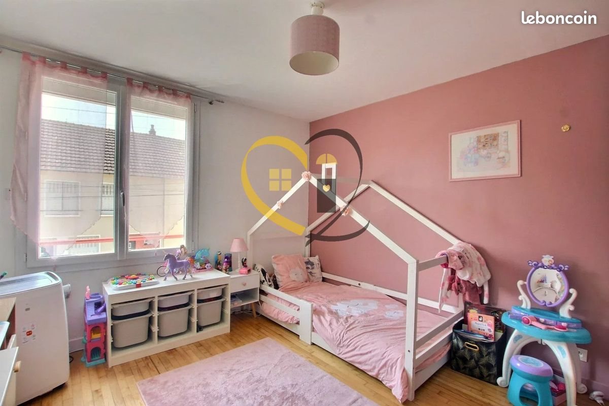 Maison à vendre, 77m², Bourges
