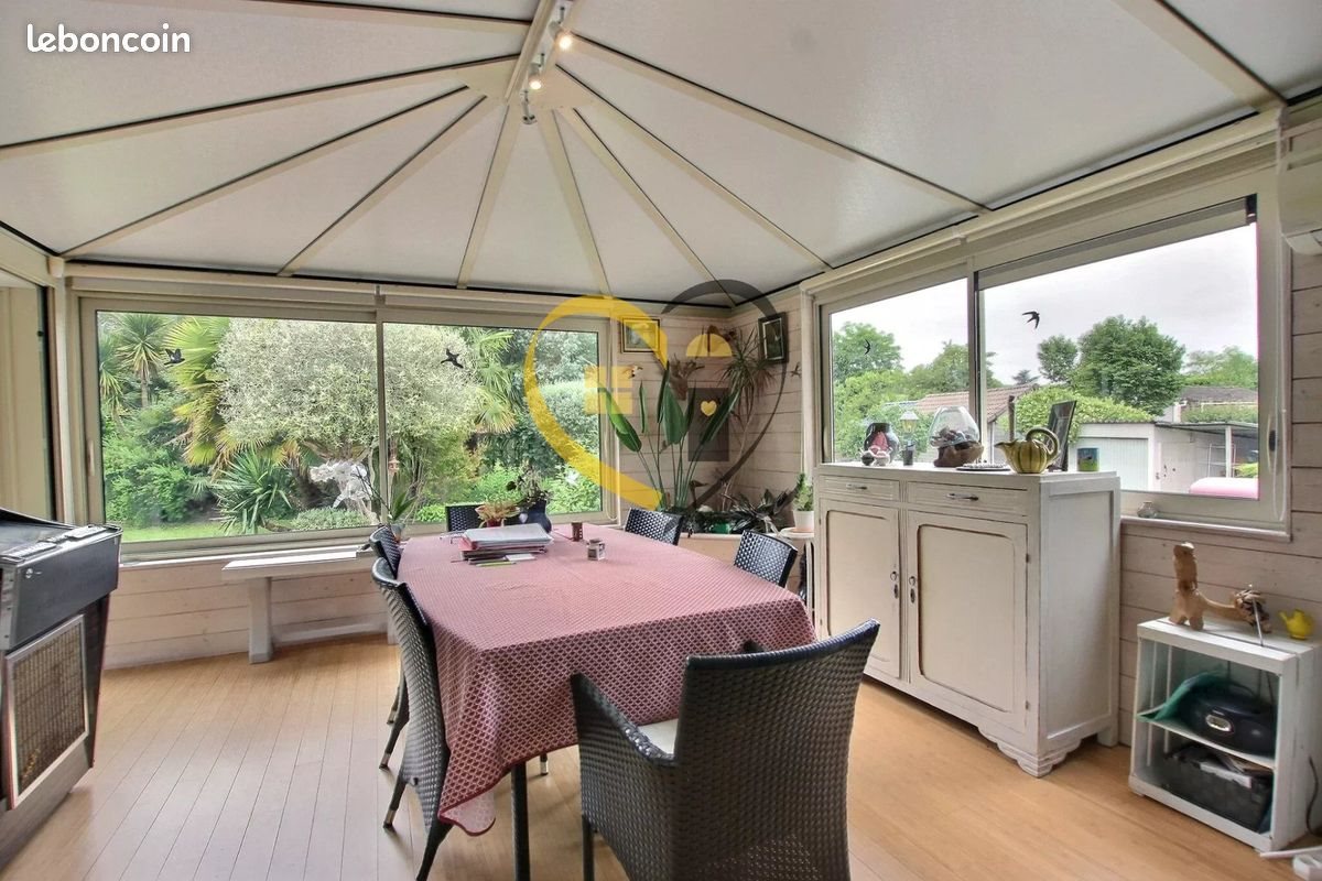 Maison à vendre, 200m², Saint-Georges-sur-Moulon