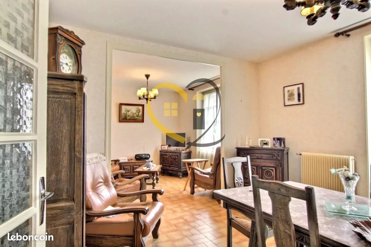 Maison à vendre, 102m², Foëcy