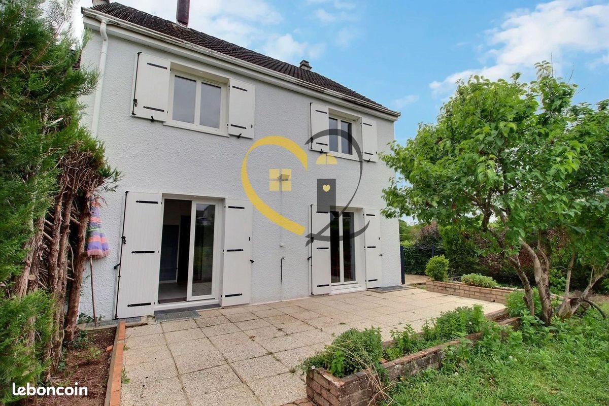 Maison à vendre, 115m², Saint-Germain-du-Puy