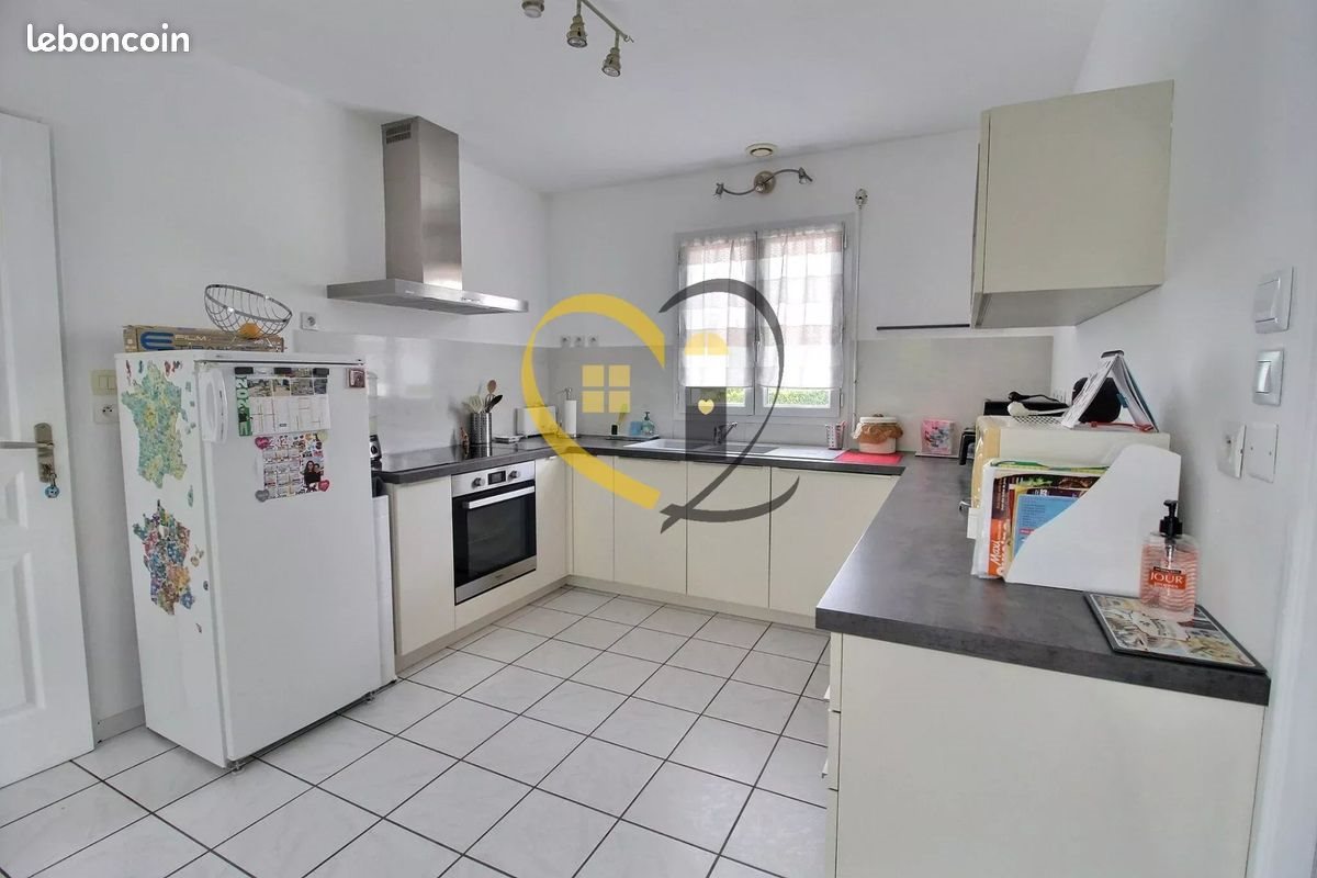 Maison à vendre, 92m², Saint-Germain-du-Puy