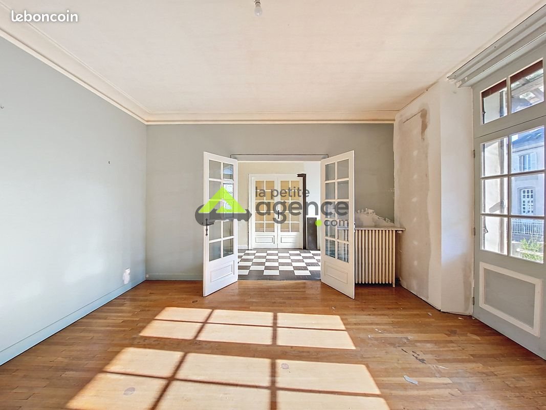 Maison à vendre, 275m², Bonnat