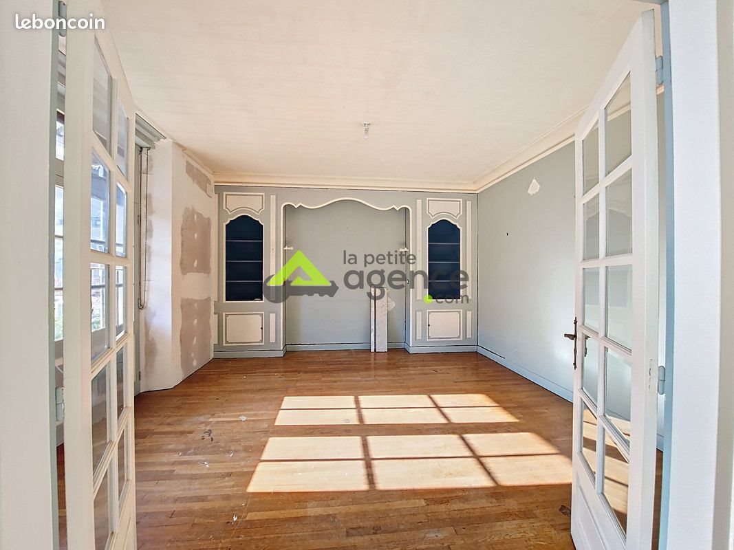 Maison à vendre, 275m², Bonnat