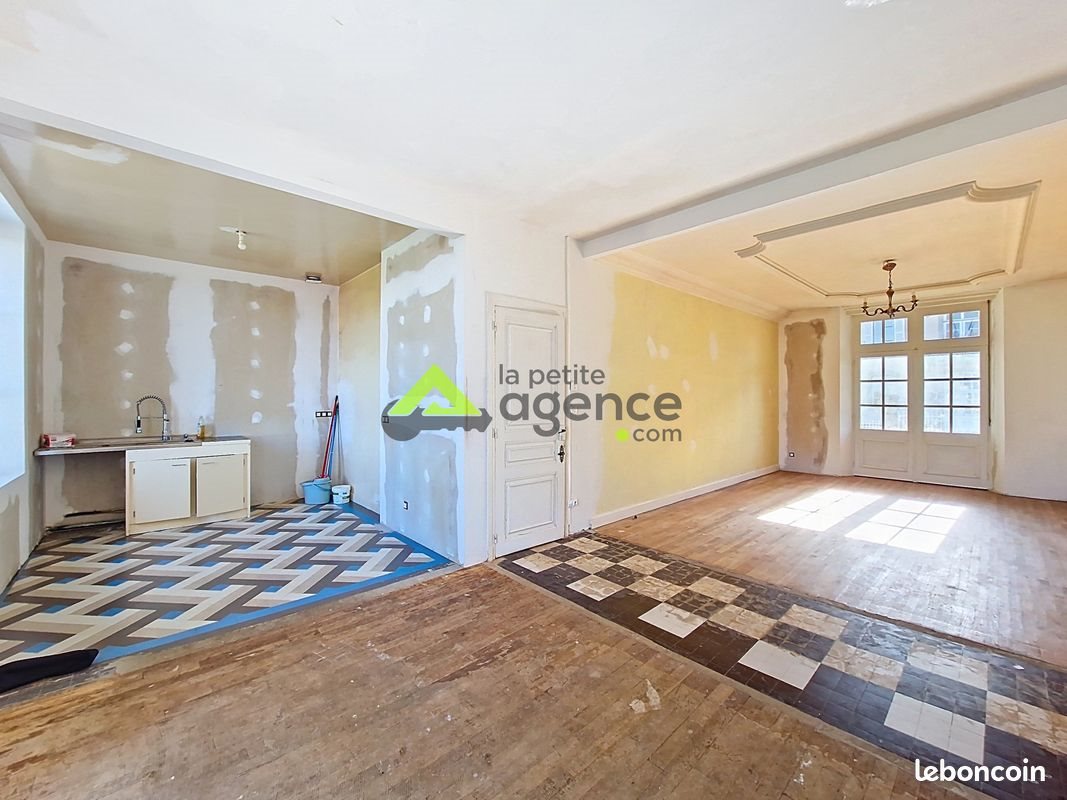 Maison à vendre, 275m², Bonnat