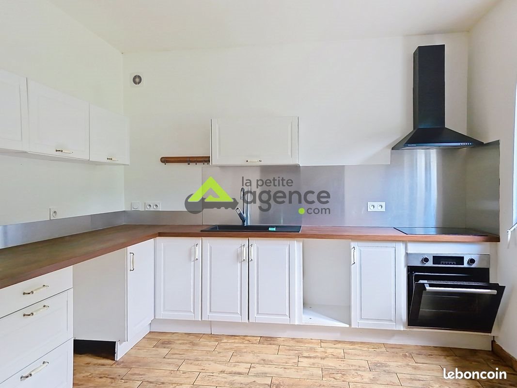 Maison à louer, 120m², Bourganeuf