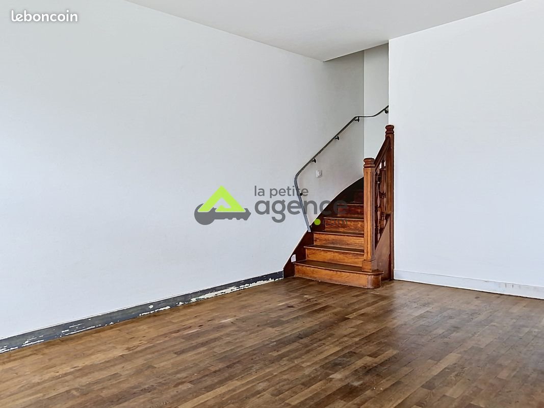 Maison à louer, 120m², Bourganeuf