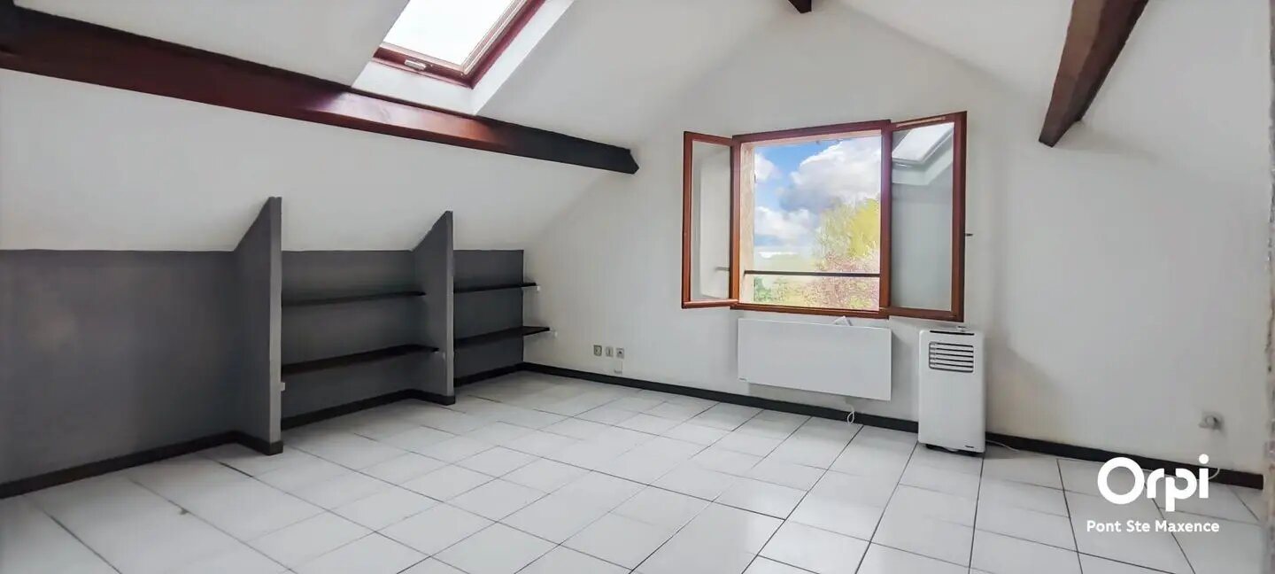Appartement à louer, 28m², Pont-Sainte-Maxence