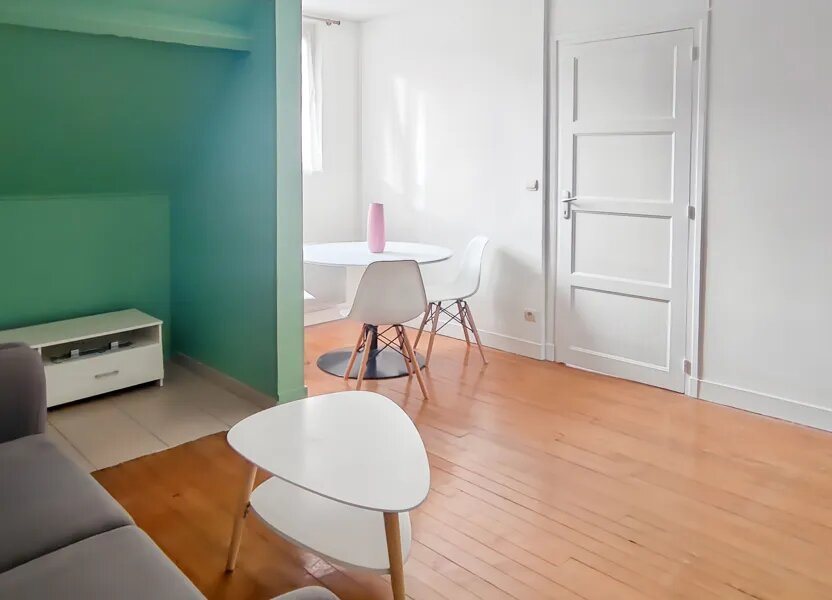 Appartement à louer, 47m², Pont-Sainte-Maxence