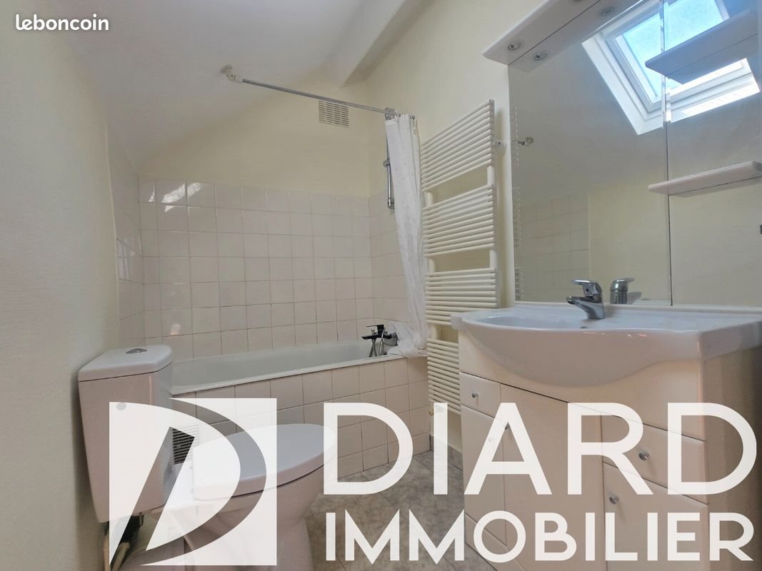 Appartement à louer, 32m², Fougères