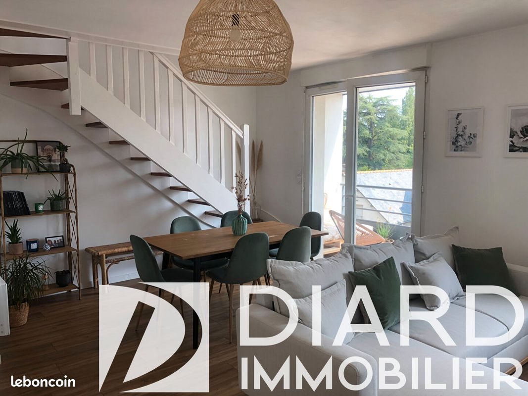 Appartement à louer, 49m², Châteaubourg