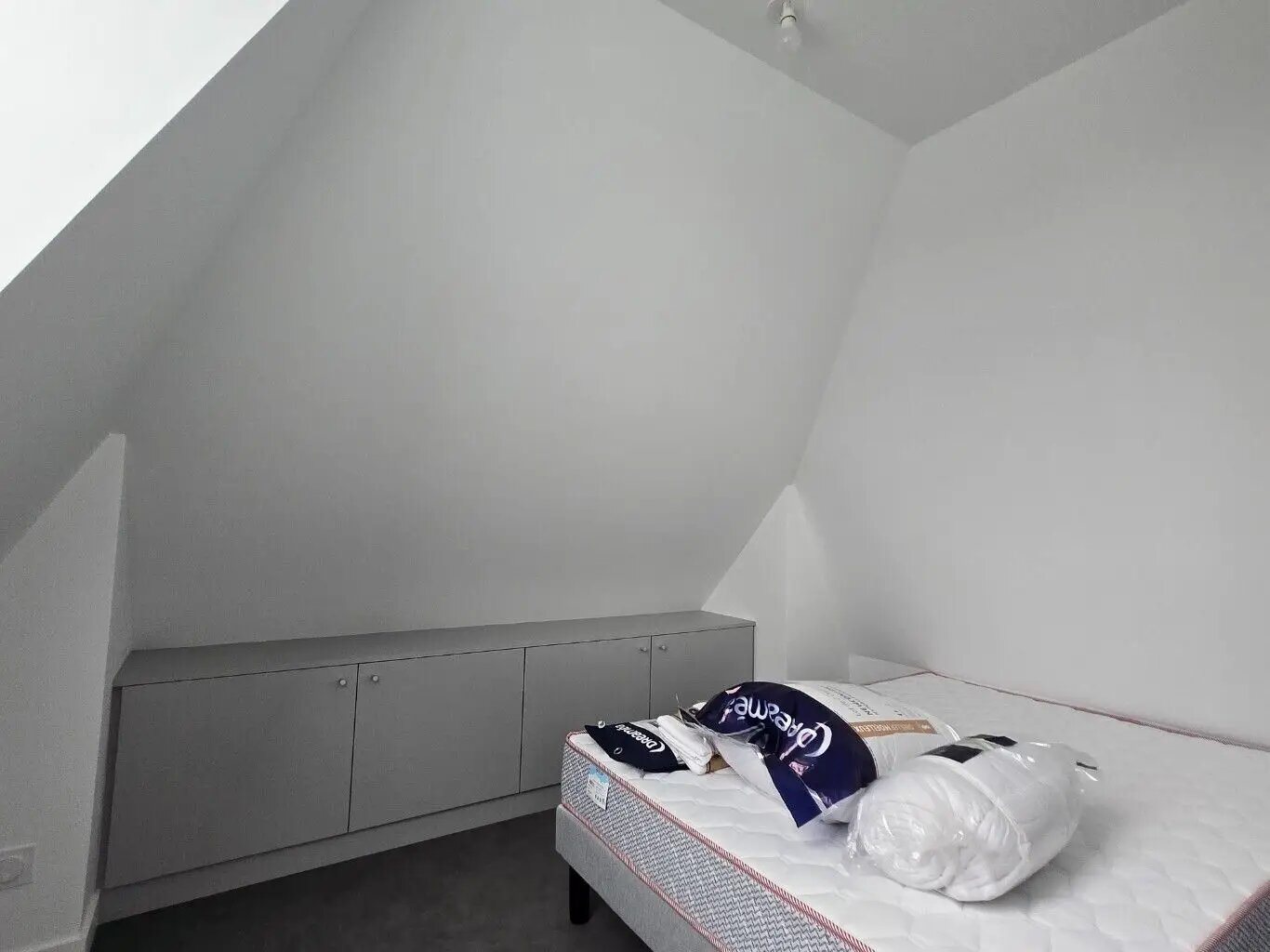 Appartement à louer, 17m², Fougères