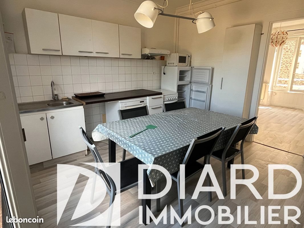 Appartement à louer, 39m², Fougères