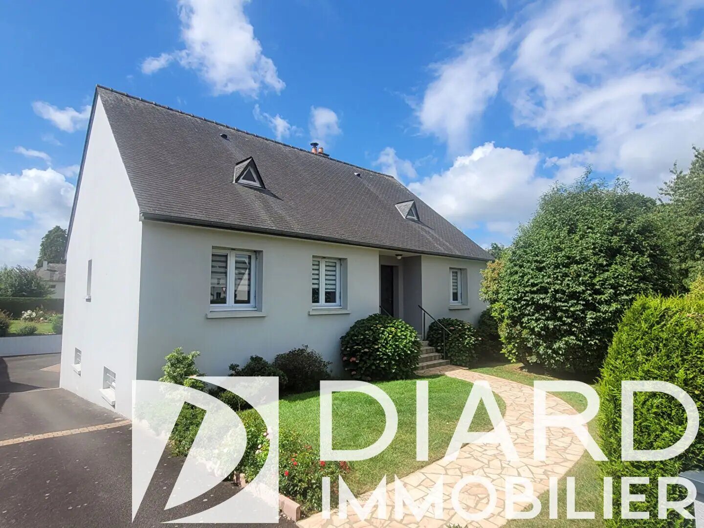 Maison à vendre, 105m², Châteaubourg