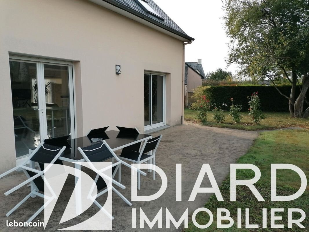 Maison à louer, 111m², Cuillé