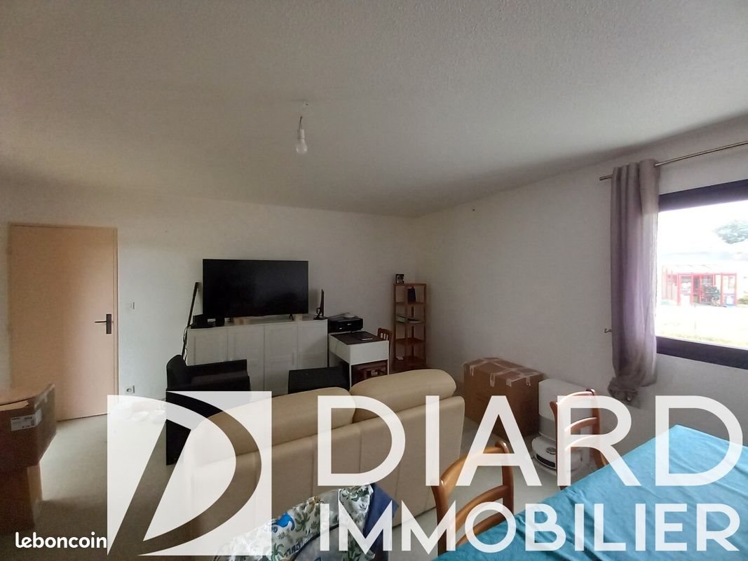 Appartement à louer, 75m², Etrelles