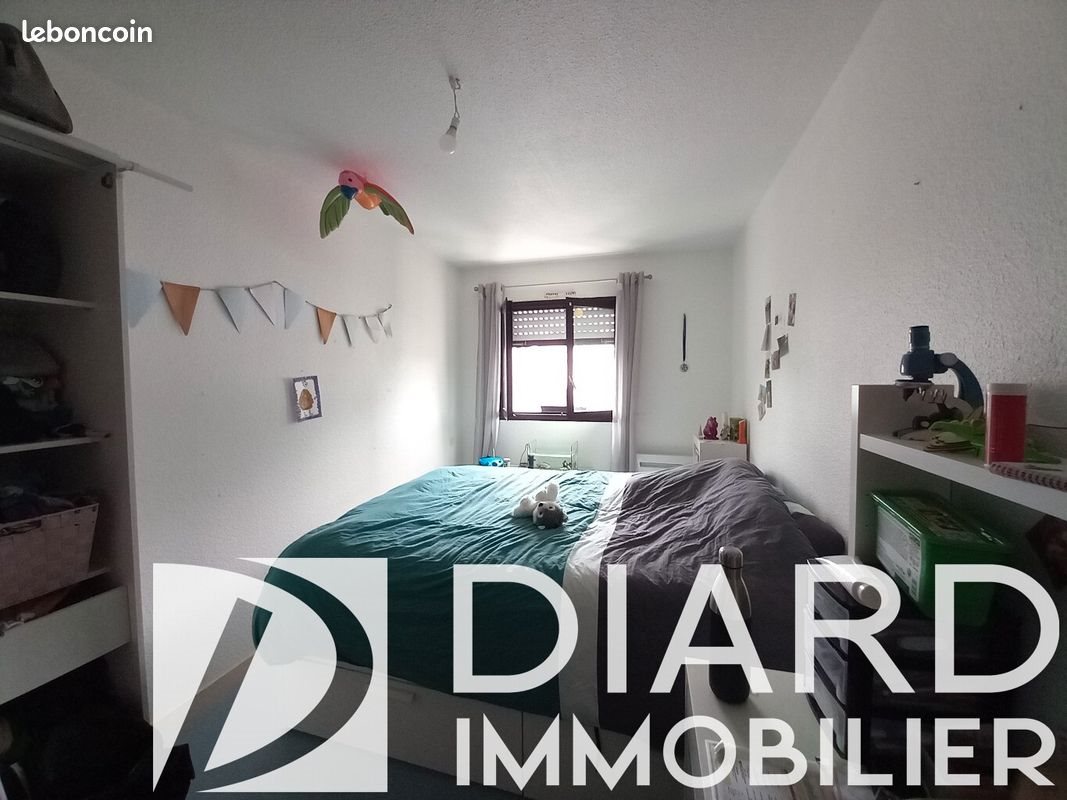 Appartement à louer, 75m², Etrelles