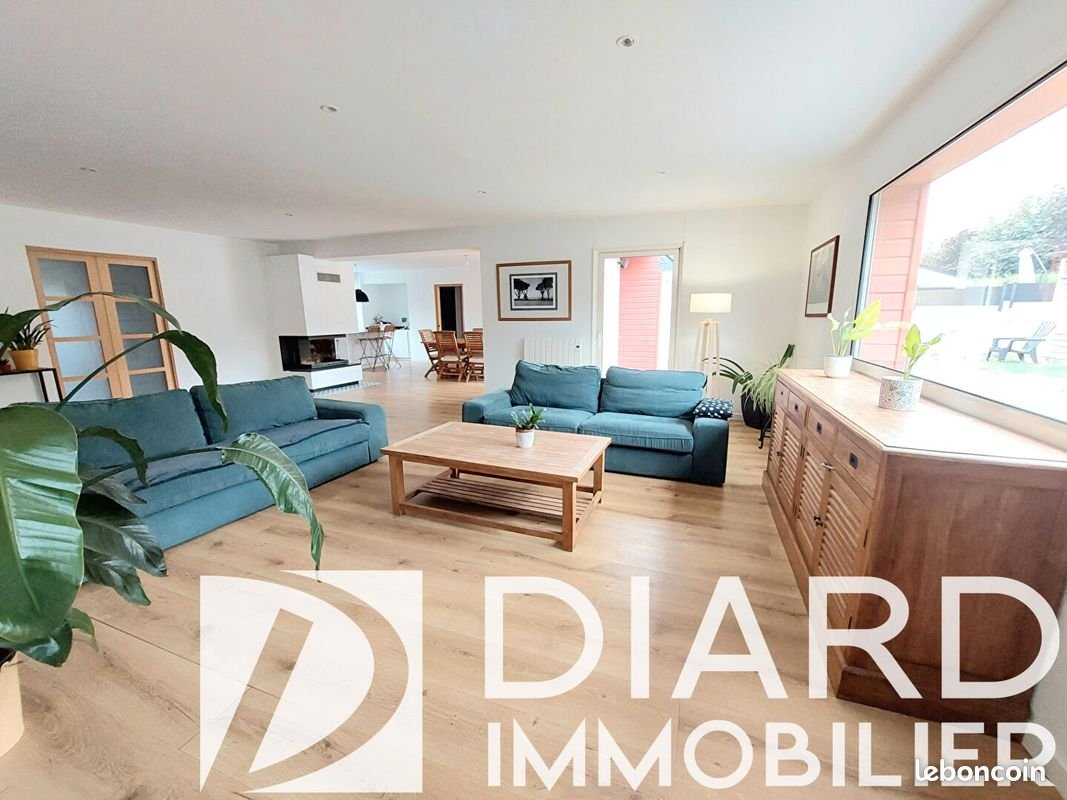 Maison à vendre, 173m², Etrelles