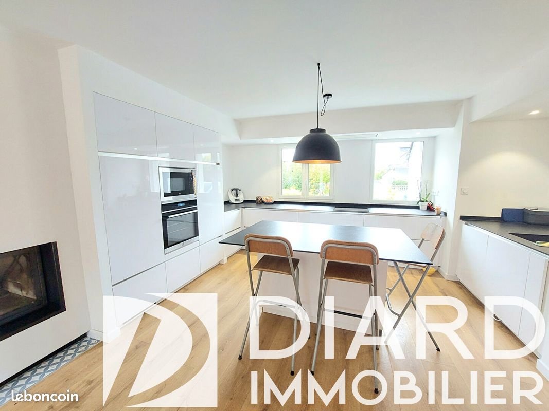 Maison à vendre, 173m², Etrelles