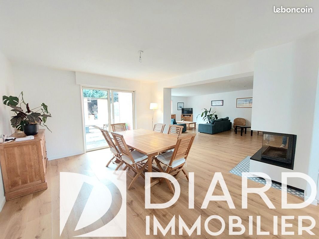 Maison à vendre, 173m², Etrelles