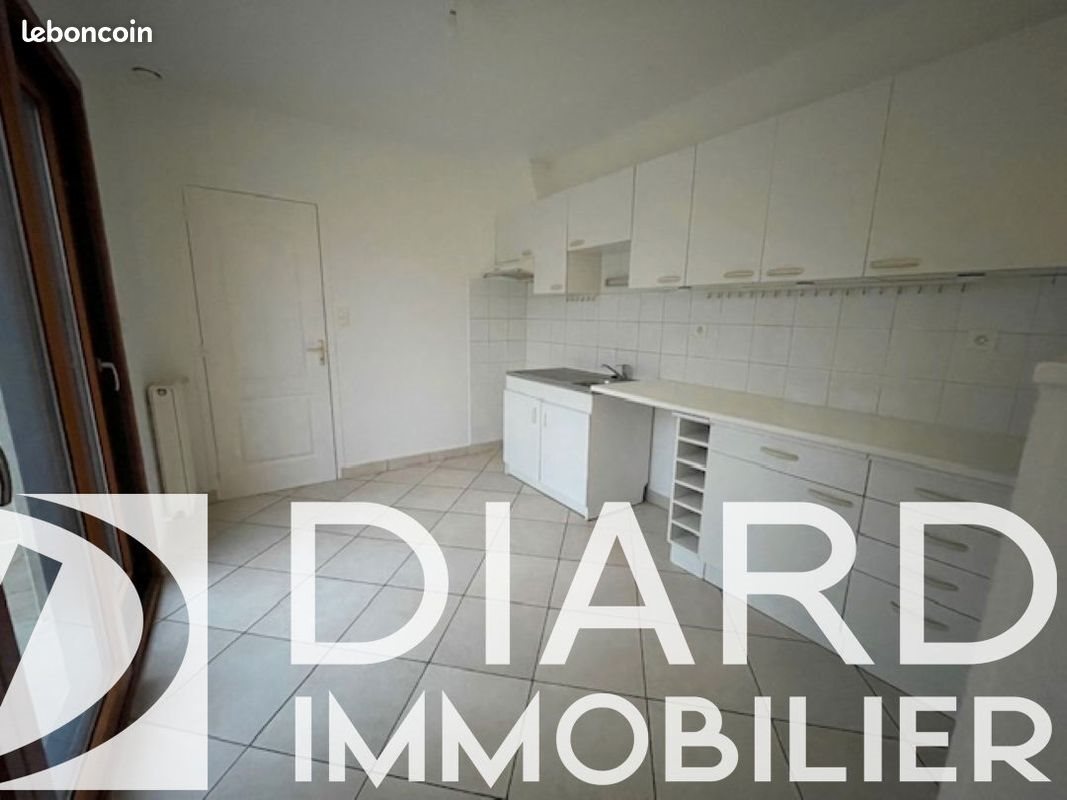 Maison à louer, 116m², Châteaubourg