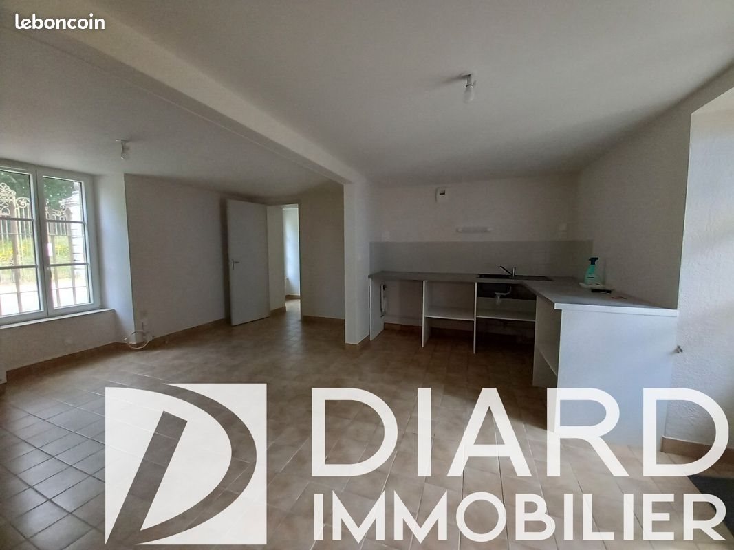 Appartement à louer, 55m², Le Pertre