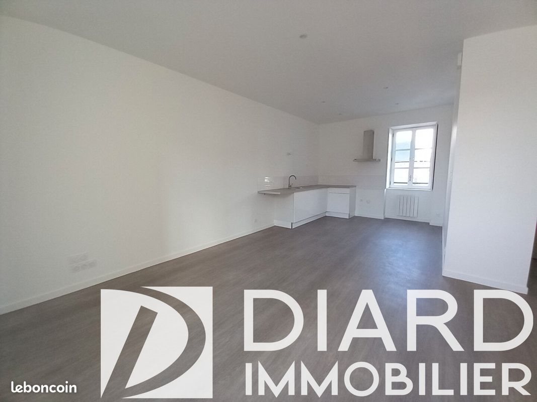 Appartement à louer, 76m², Le Pertre