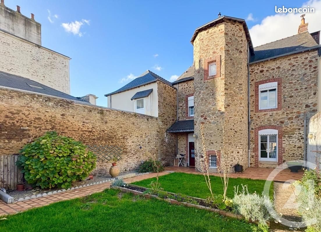 Maison à vendre, 101m², Cossé-le-Vivien