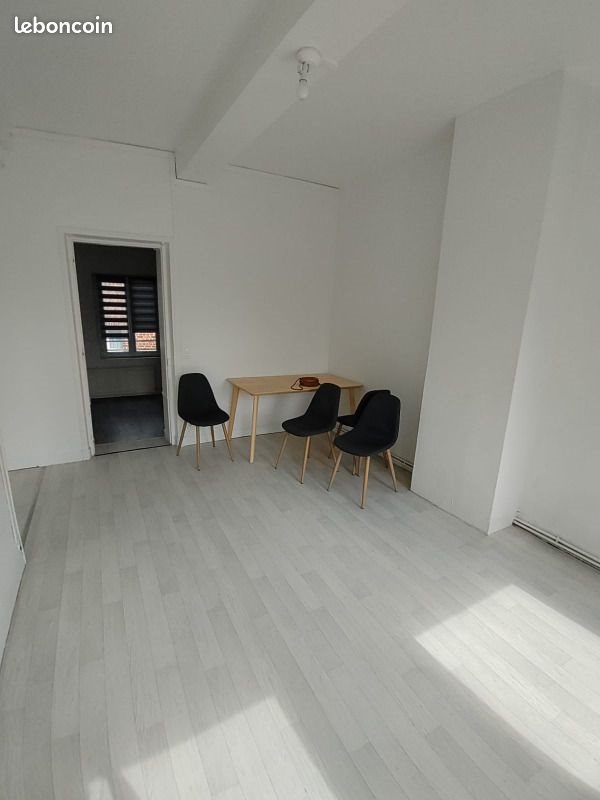 Appartement à louer, 69m², Saint-Quentin