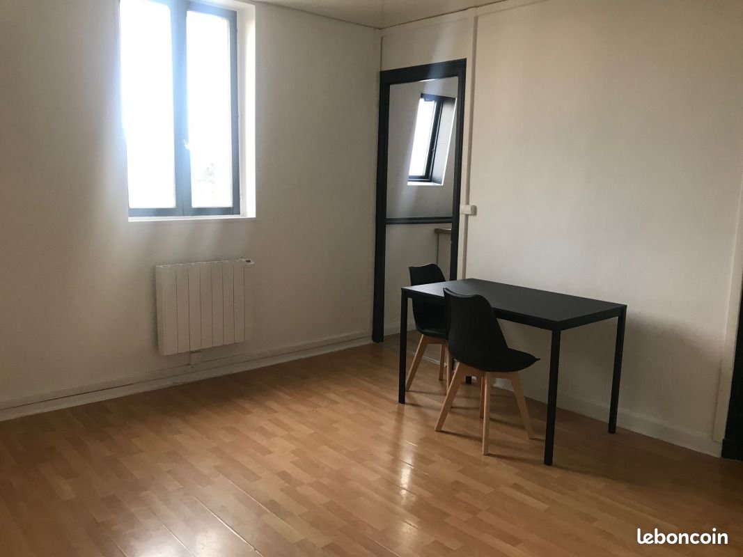 Appartement à louer, 32m², Saint-Quentin
