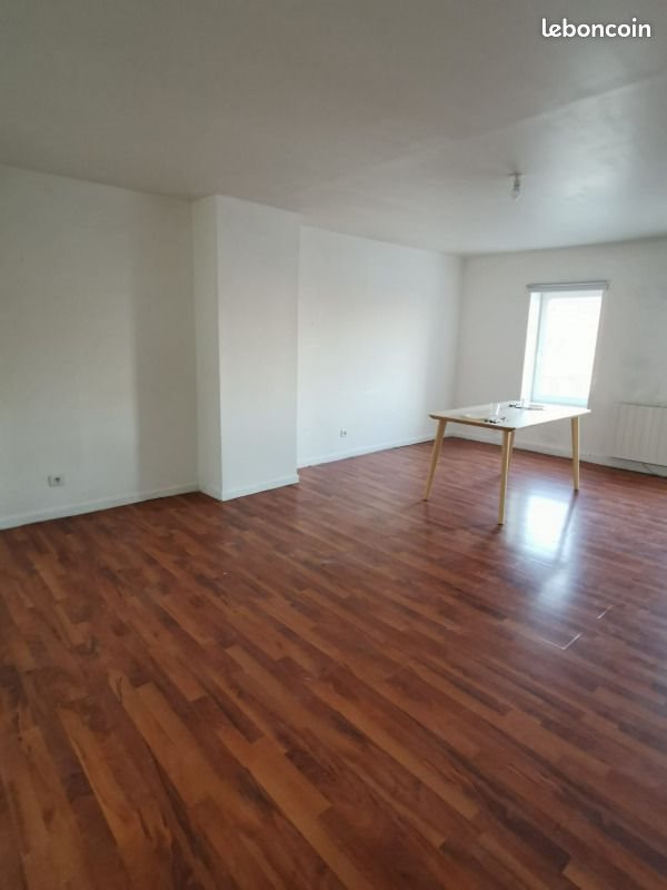 Appartement à louer, 76m², Vermelles