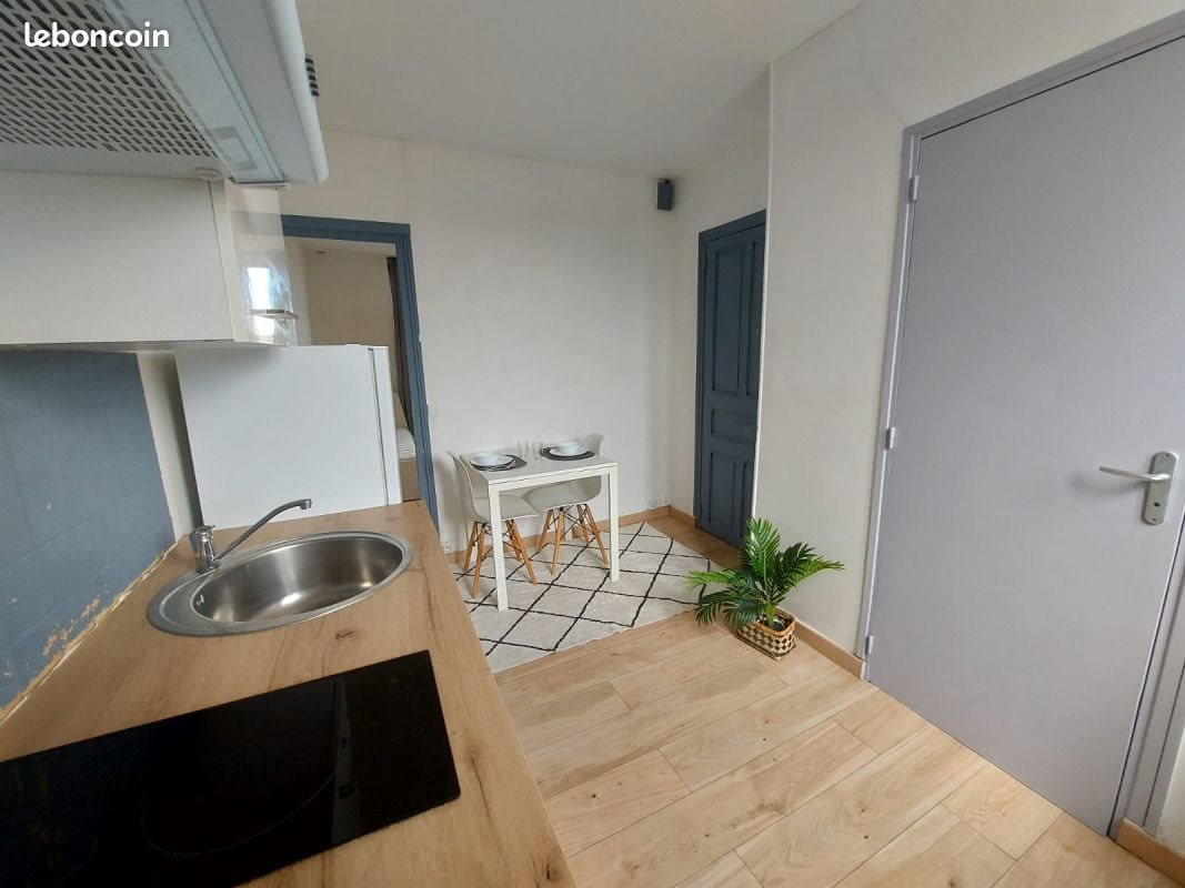 Appartement à louer, 21m², Saint-Quentin