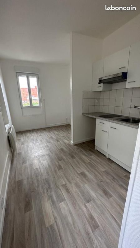 Appartement à louer, 16m², Saint-Quentin