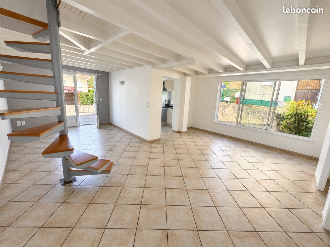 Maison à louer, 151m², Hagetmau