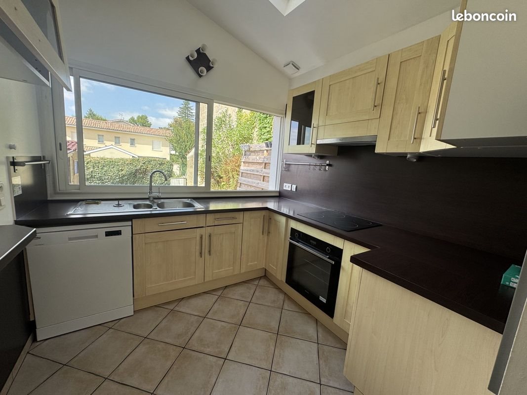 Maison à louer, 151m², Hagetmau