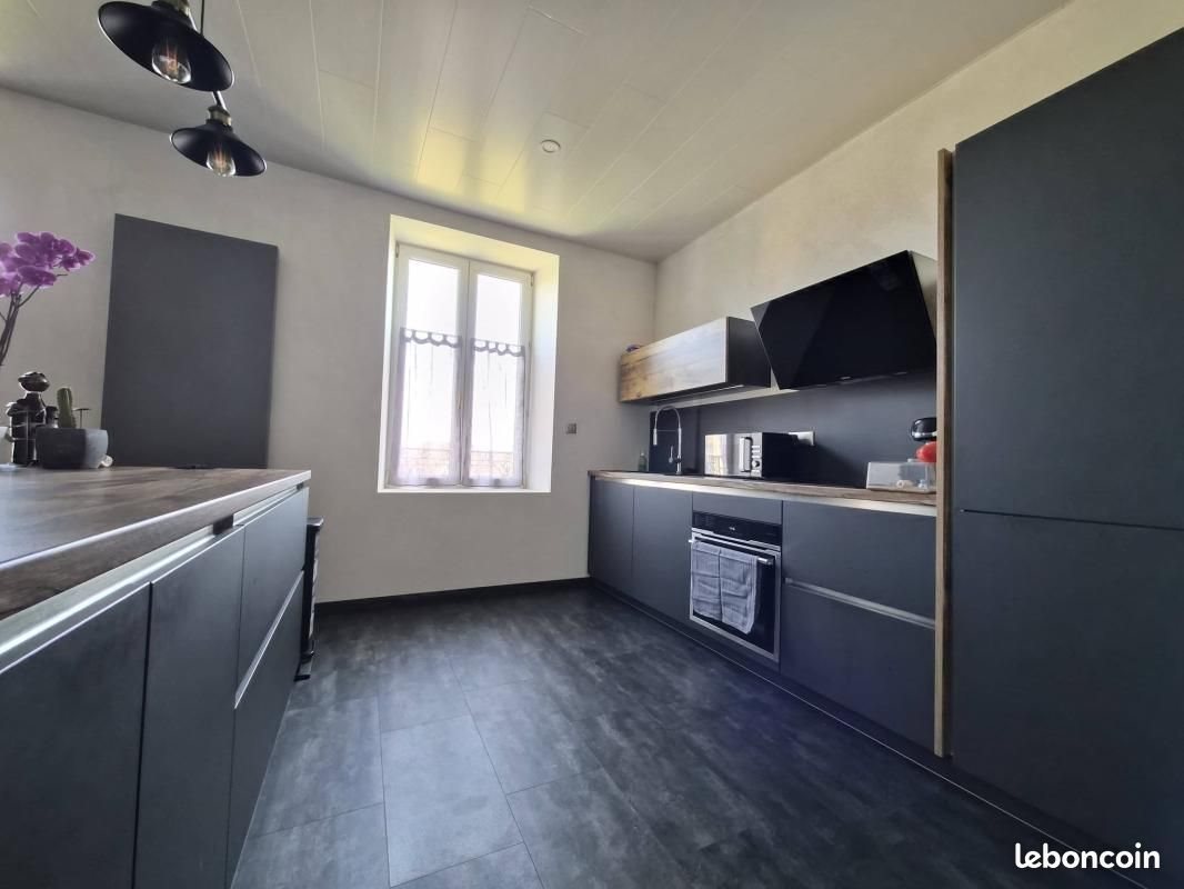 Appartement à vendre, 121m², Lunéville