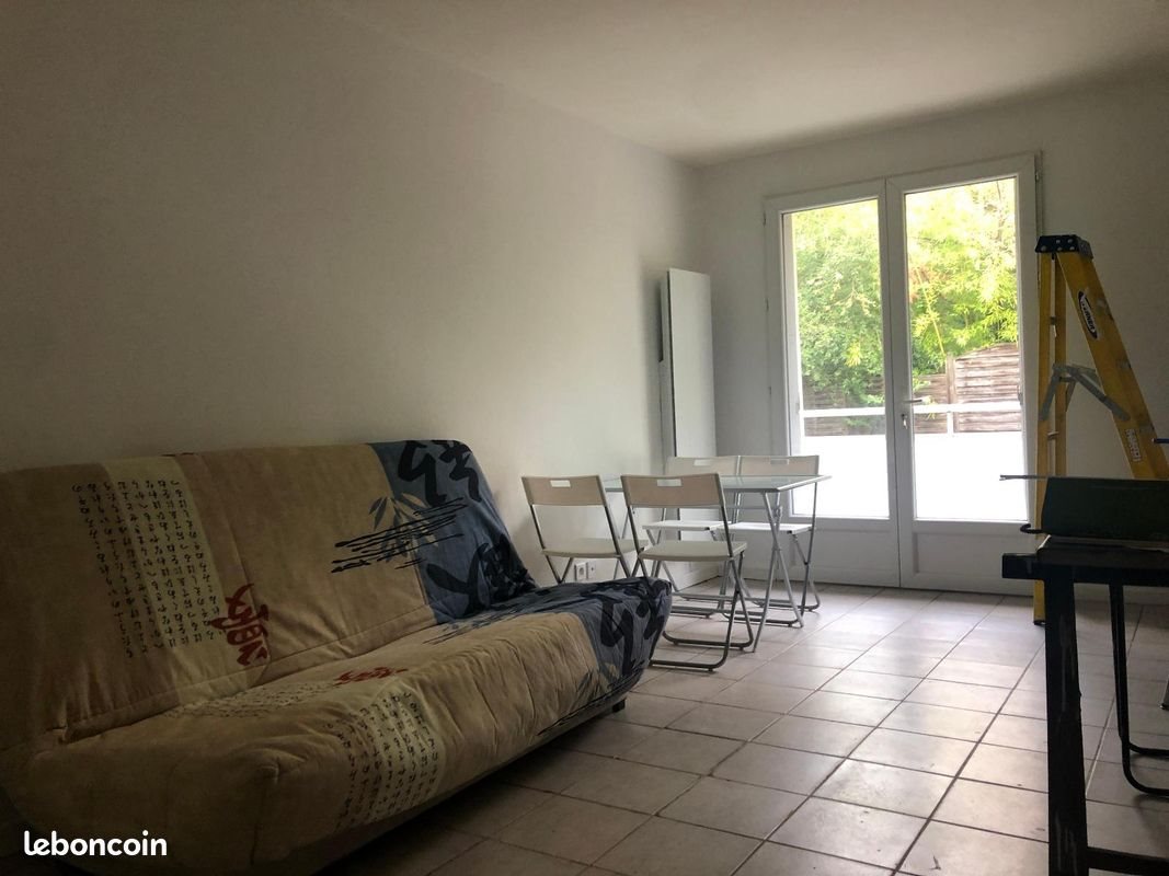 Appartement à louer, 24m², Talence