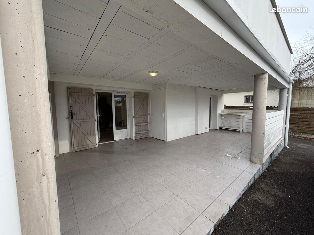 Maison à louer, 65m², Salleboeuf