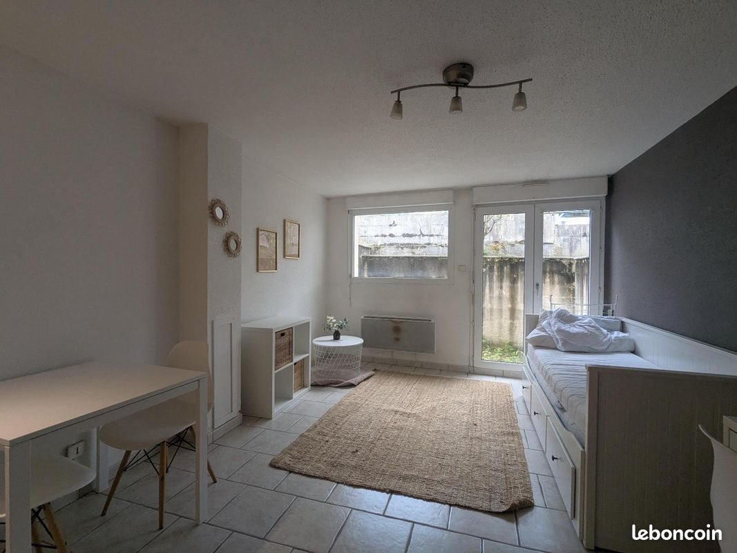 Appartement à louer, 26m², Talence