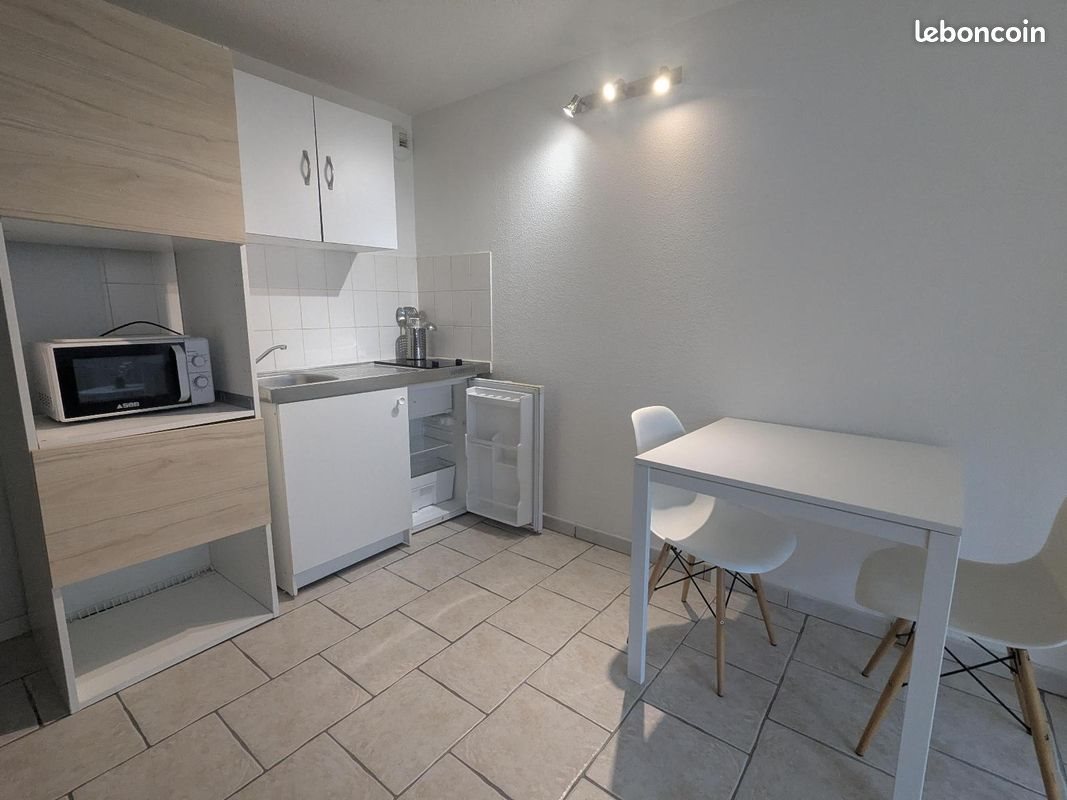 Appartement à louer, 26m², Talence