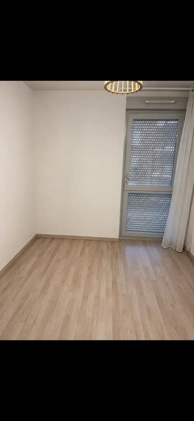 Appartement à louer, 67m², Vénissieux