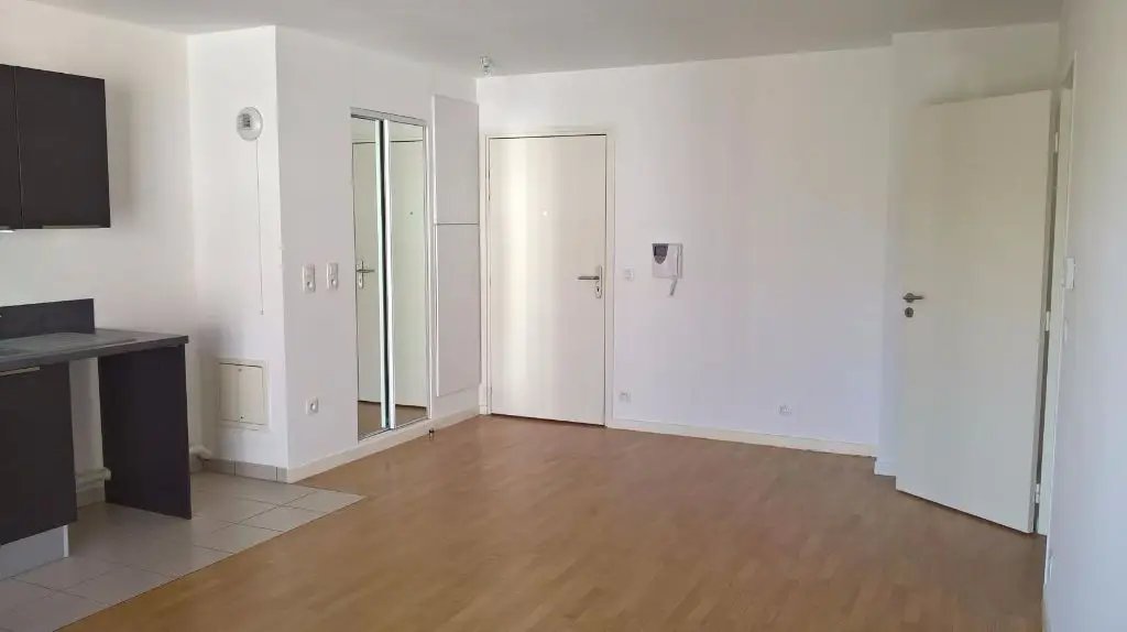 Appartement à louer, 47m², Massy