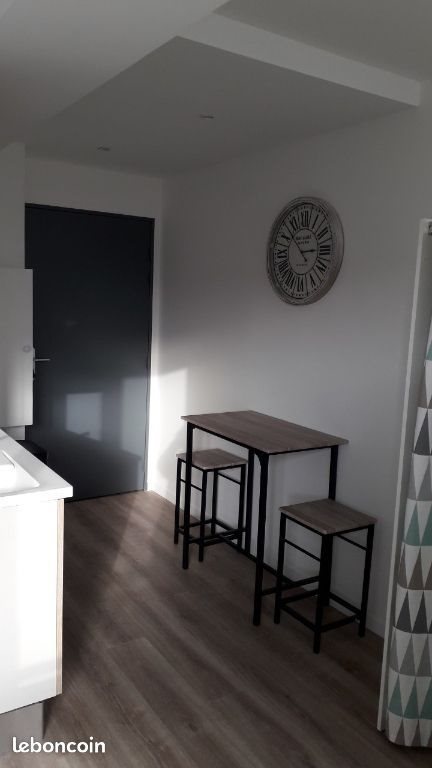 Appartement à louer, 21m², Massy