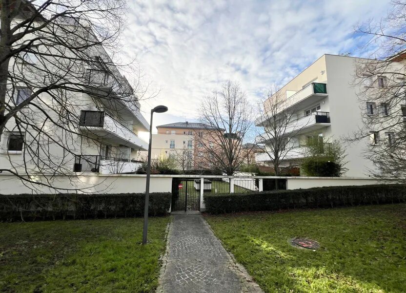 Appartement à louer, 40m², Massy