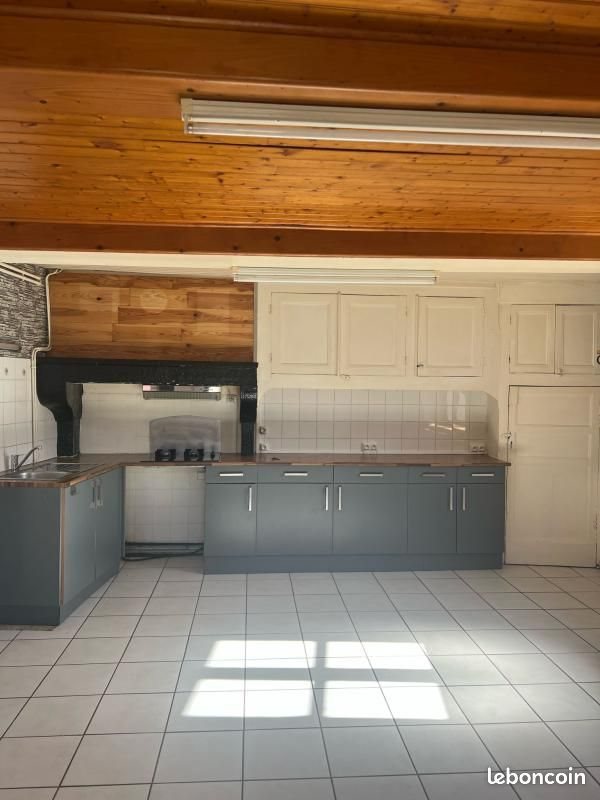 Maison à louer, 101m², Crevant-Laveine