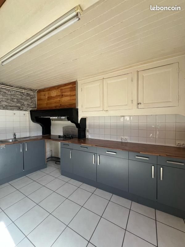 Maison à louer, 101m², Crevant-Laveine