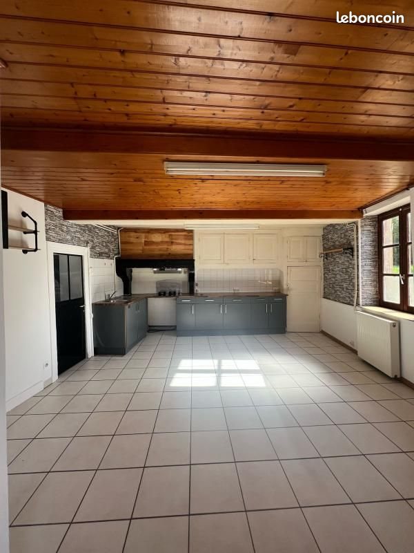 Maison à louer, 101m², Crevant-Laveine