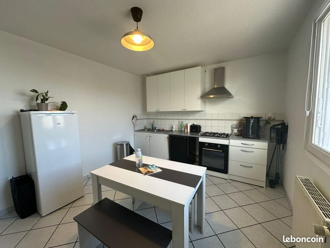 Maison à louer, 121m², Ennezat