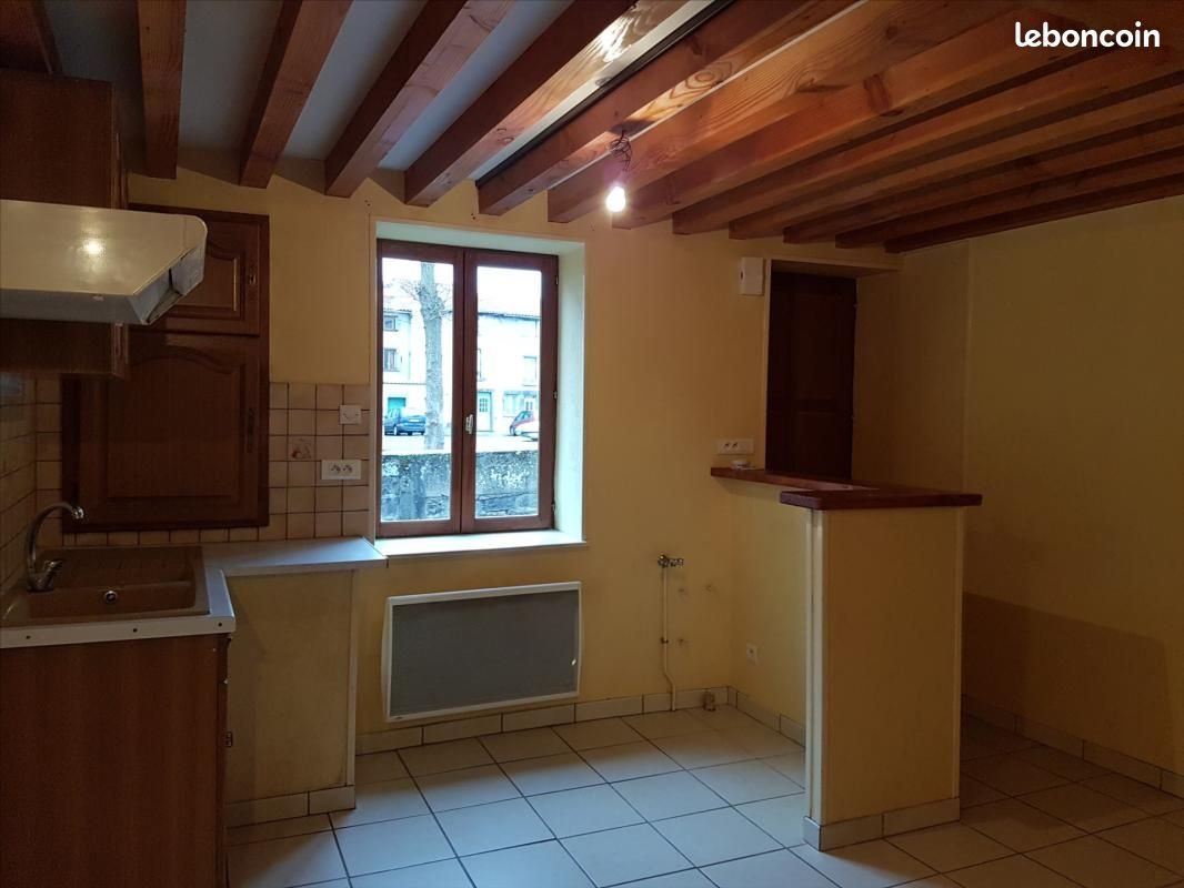 Maison à louer, 35m², Maringues